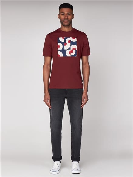 Red Target Crops Graphic T-Shirt