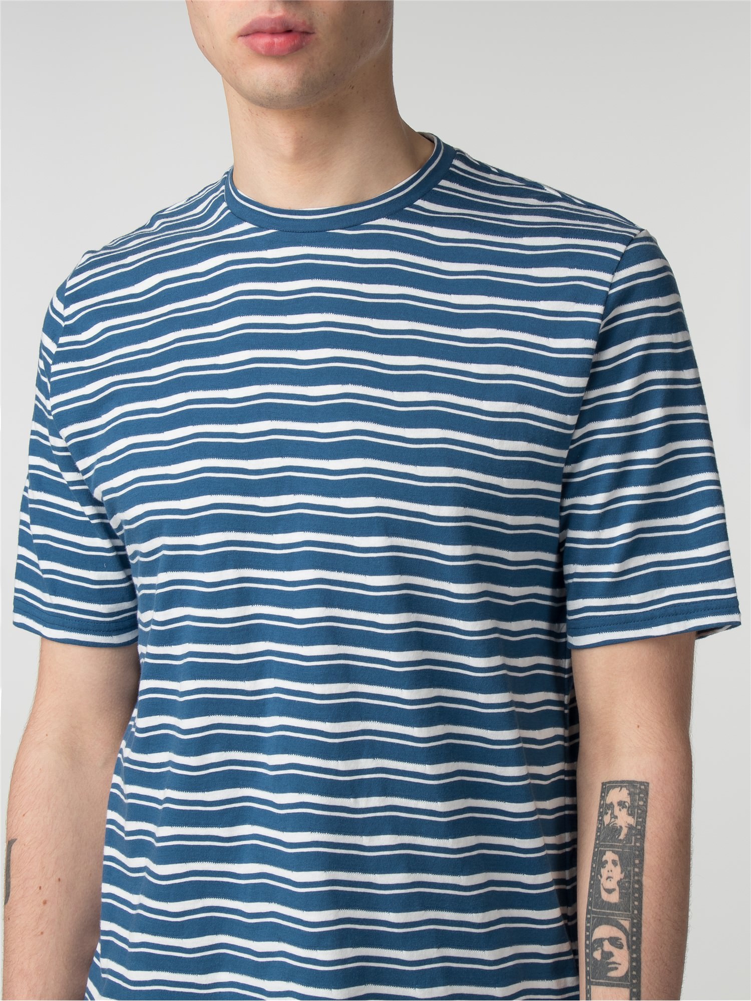 Blue & White Distorted Stripe Crew Neck T-Shirt