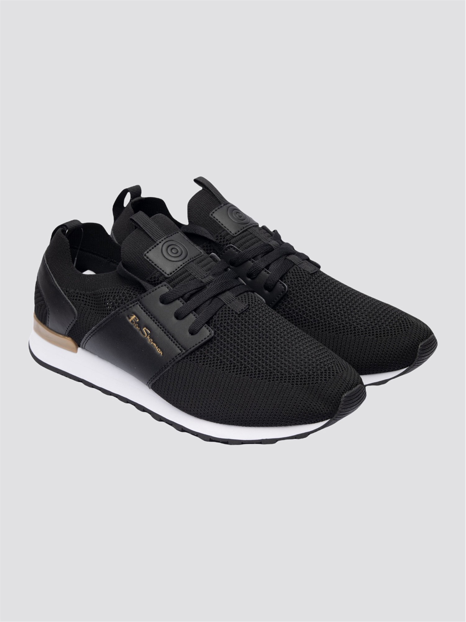 Adidas black outlet trainers amazon